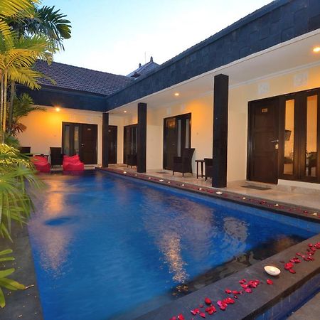 Andari Legian Hotel Бали Екстериор снимка