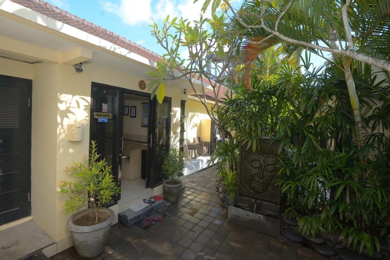 Andari Legian Hotel Бали Екстериор снимка