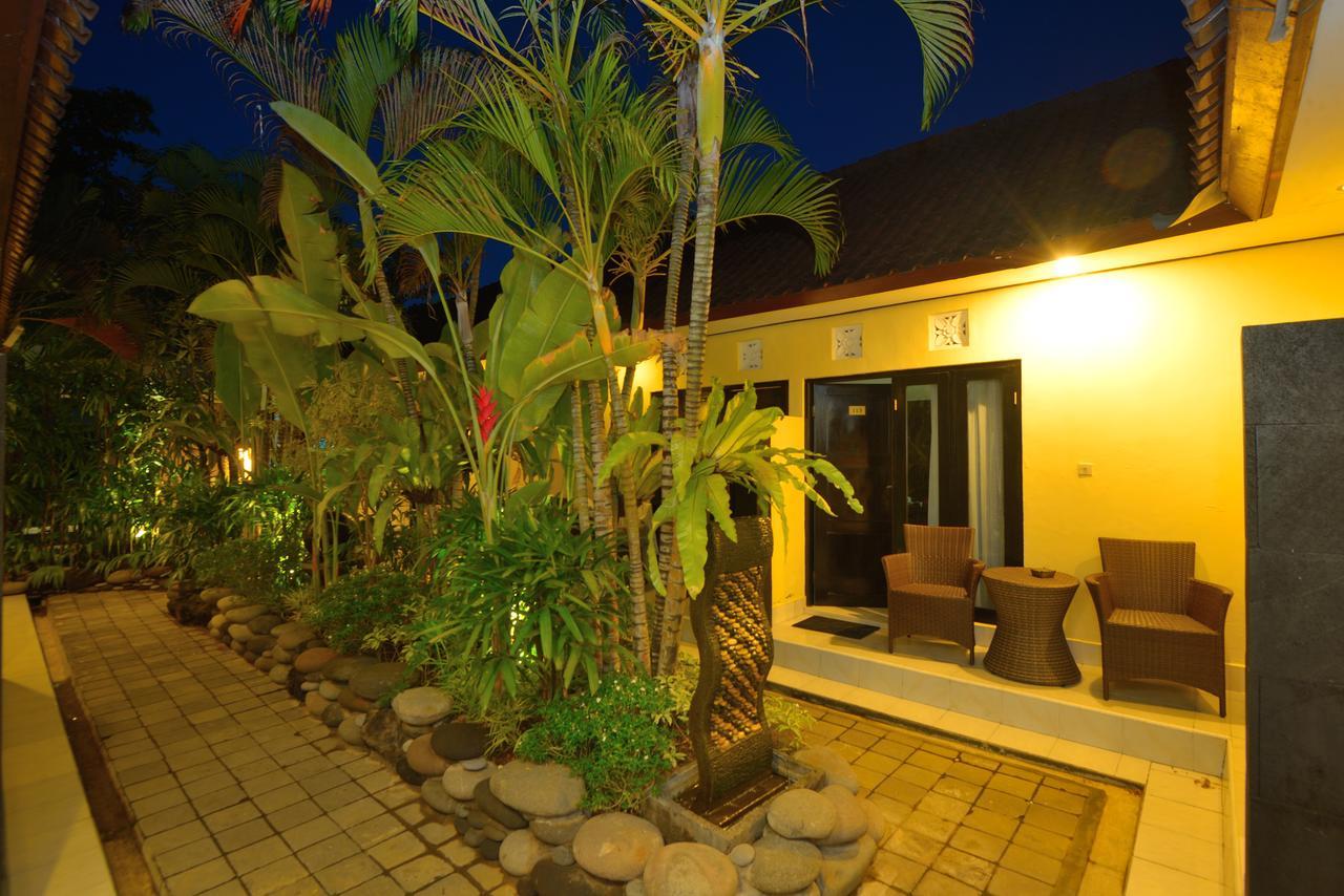 Andari Legian Hotel Бали Екстериор снимка