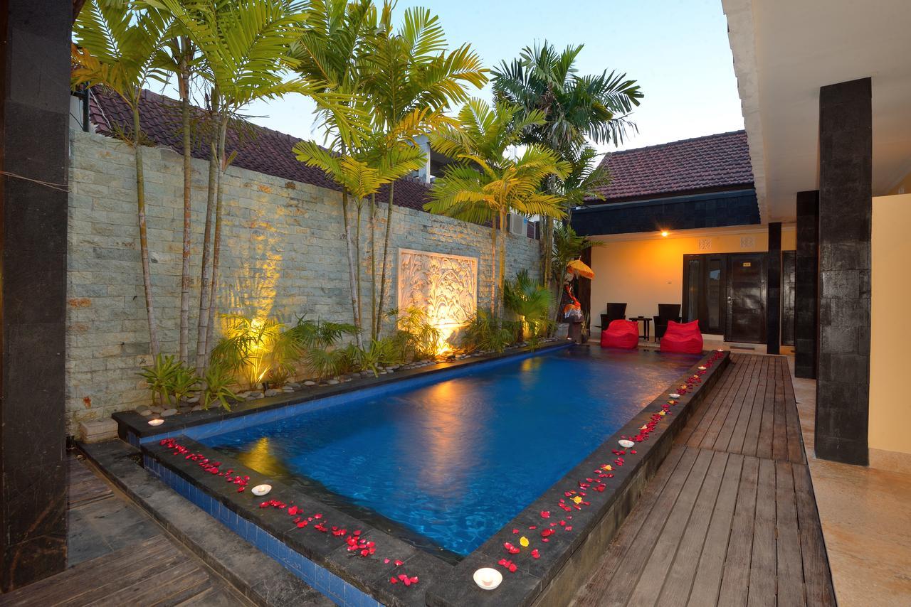 Andari Legian Hotel Бали Екстериор снимка